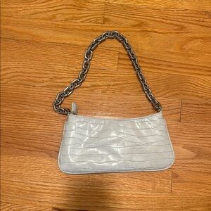 Elegant Light Blue Croc-Embossed Chain Shoulder Bag